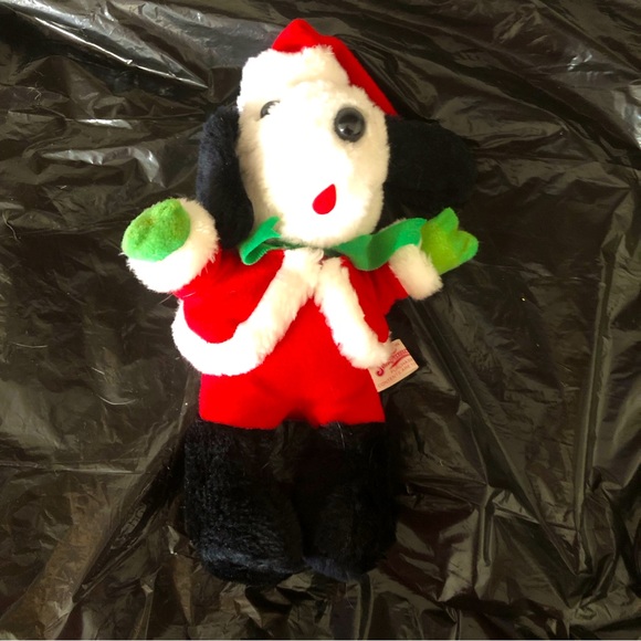 Christmas Santa Snoopy - How cute would this be sitting in your holiday display - Picture 9 of 16